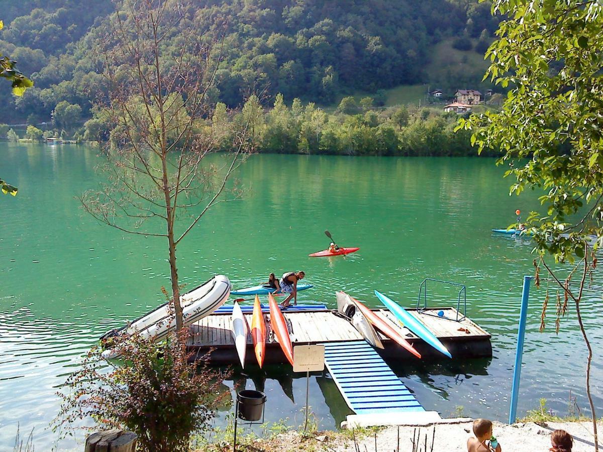 Apartma Maell 1 Most na Soči Exterior foto